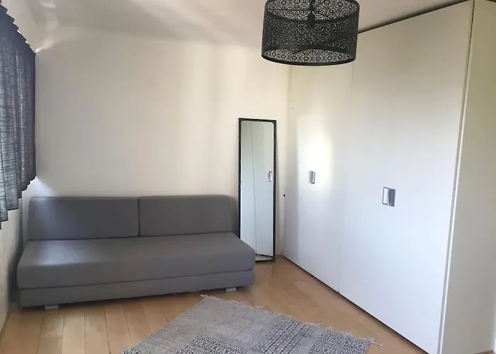 Spacious Loft In With Stunning View 아파트