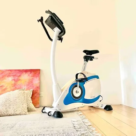 Spacious Loft In With Stunning View Paris