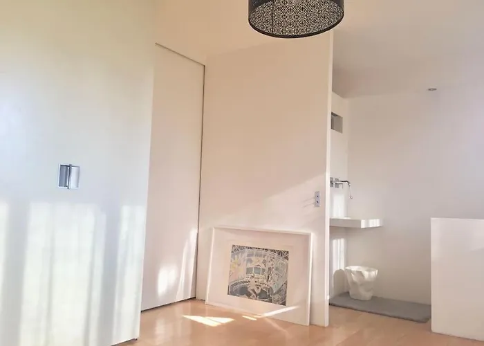 Apartment Spacious Loft In With Stunning View