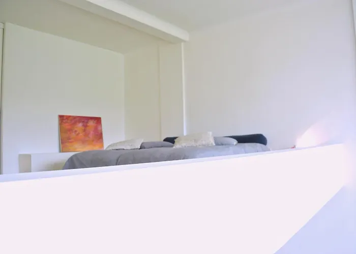 Spacious Loft In With Stunning View Apartment