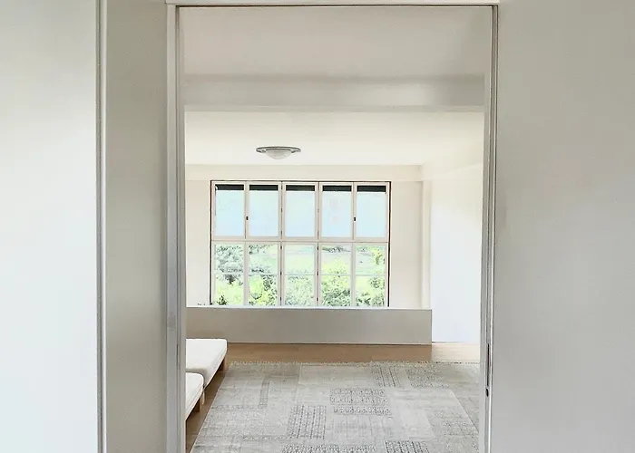 Spacious Loft In With Stunning View アパート
