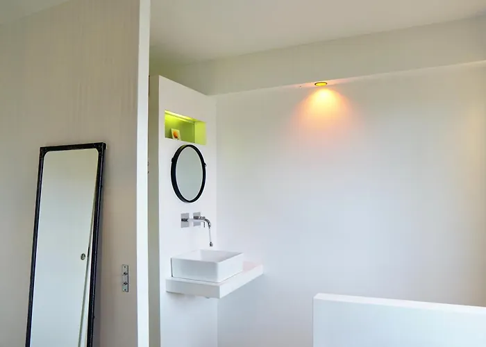 Spacious Loft In With Stunning View * パリ